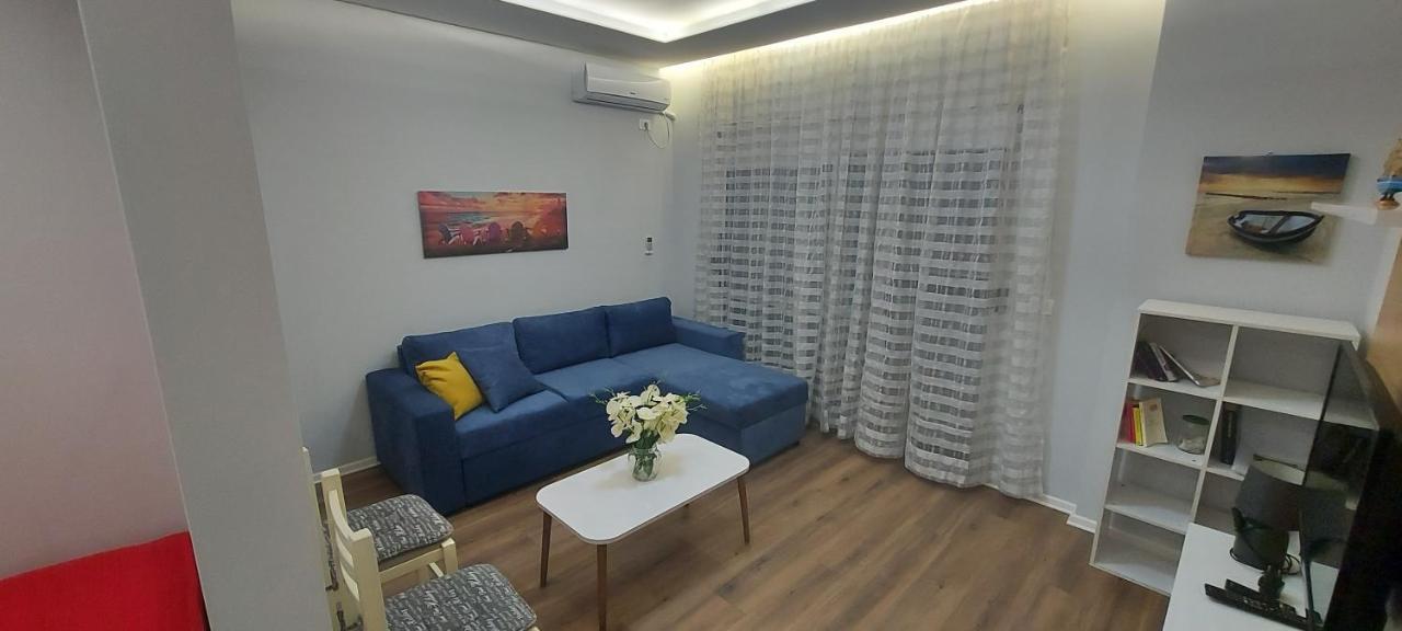 City Beachfront Apartments Влёра Номер фото