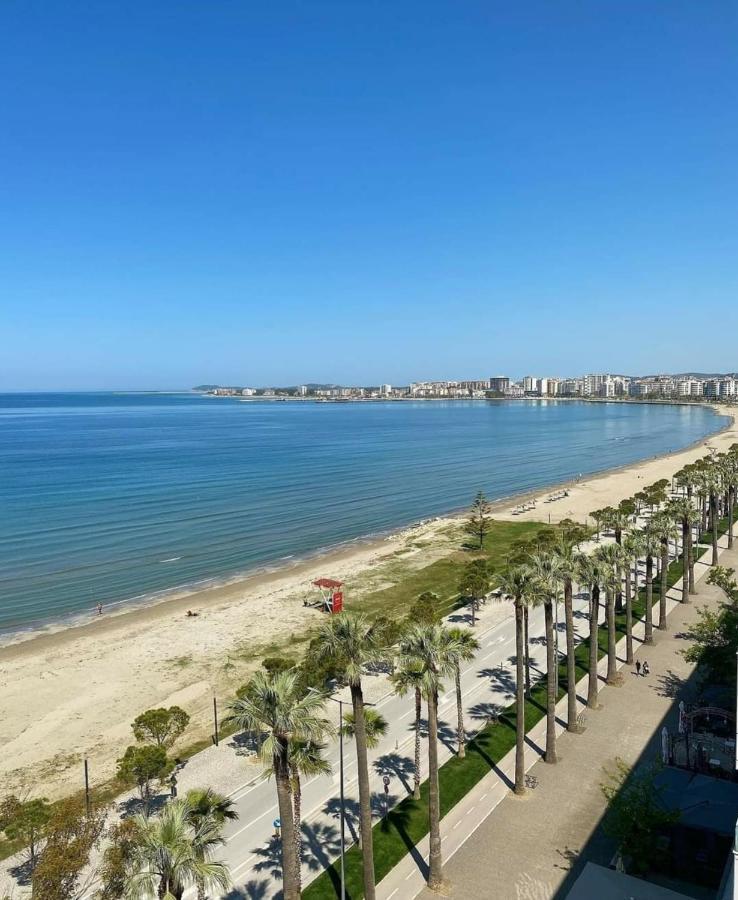 City Beachfront Apartments Влёра Экстерьер фото
